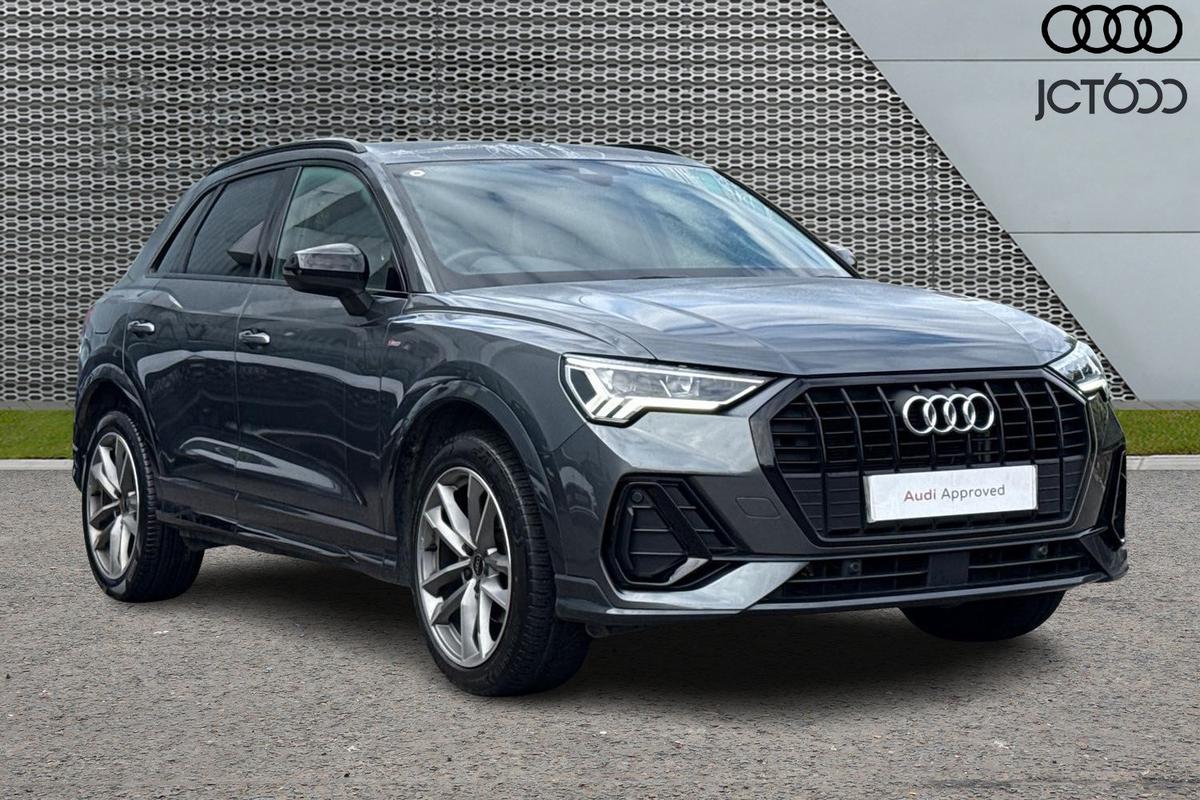 Main listing image - Audi Q3