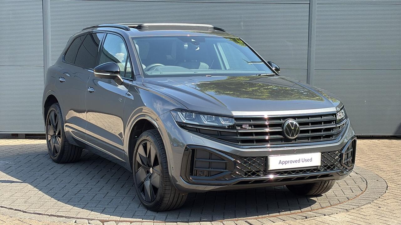 Main listing image - Volkswagen Touareg