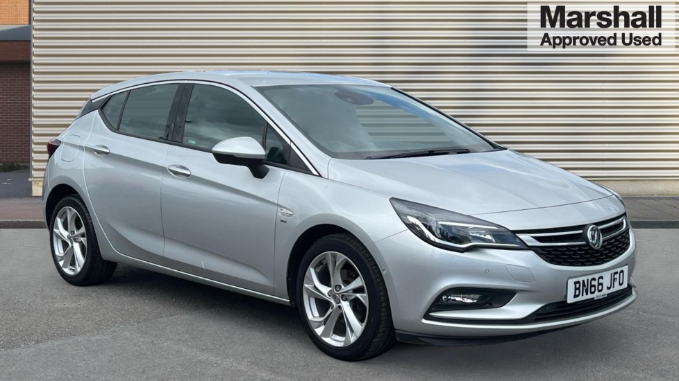 Main listing image - Vauxhall Astra