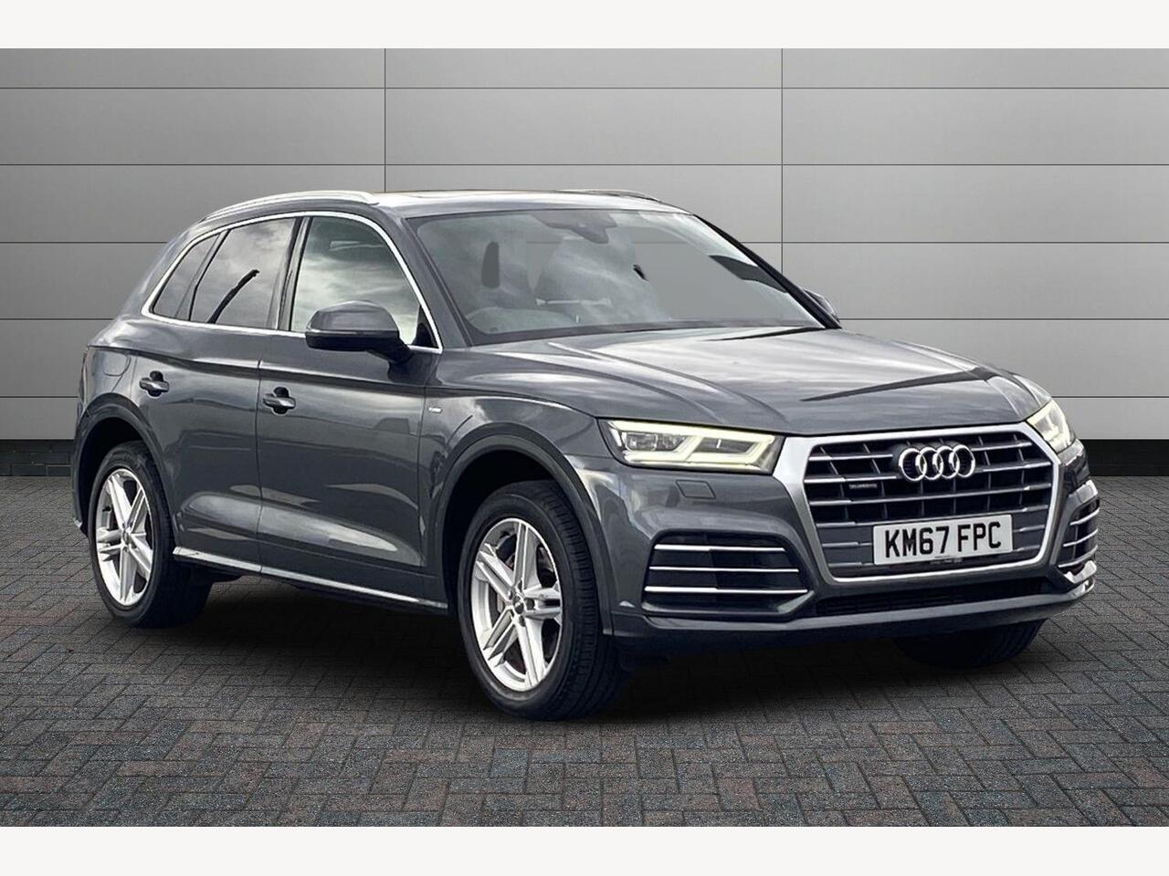 Main listing image - Audi Q5