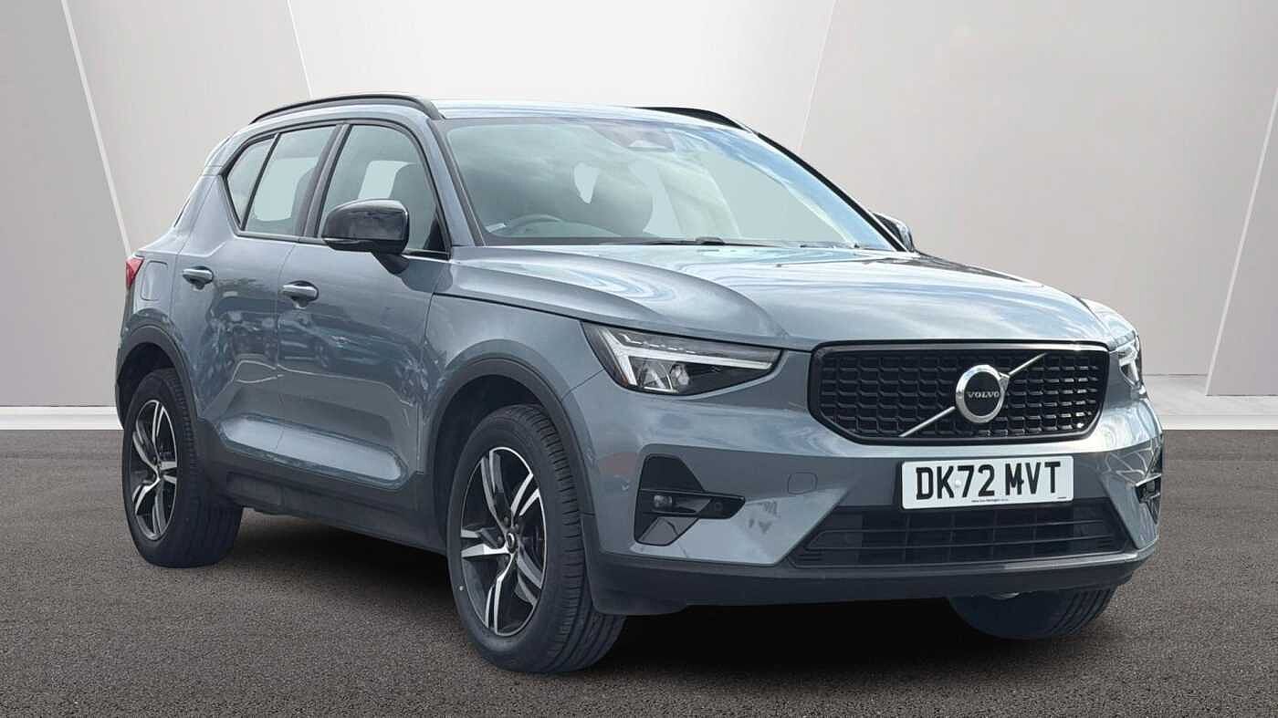 Main listing image - Volvo XC40