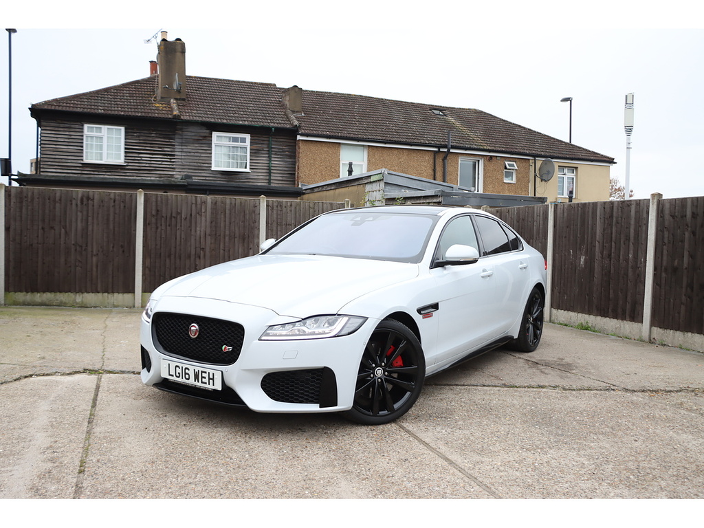 Main listing image - Jaguar XF