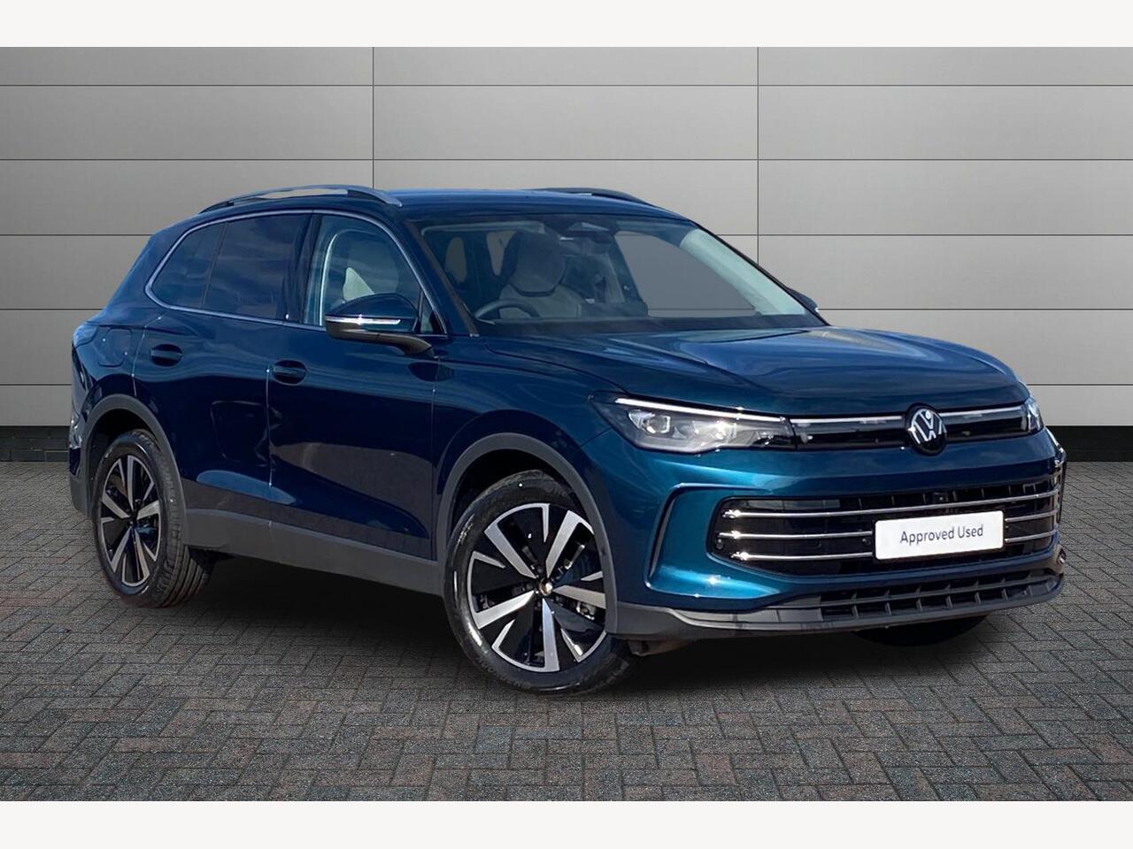Main listing image - Volkswagen Tiguan