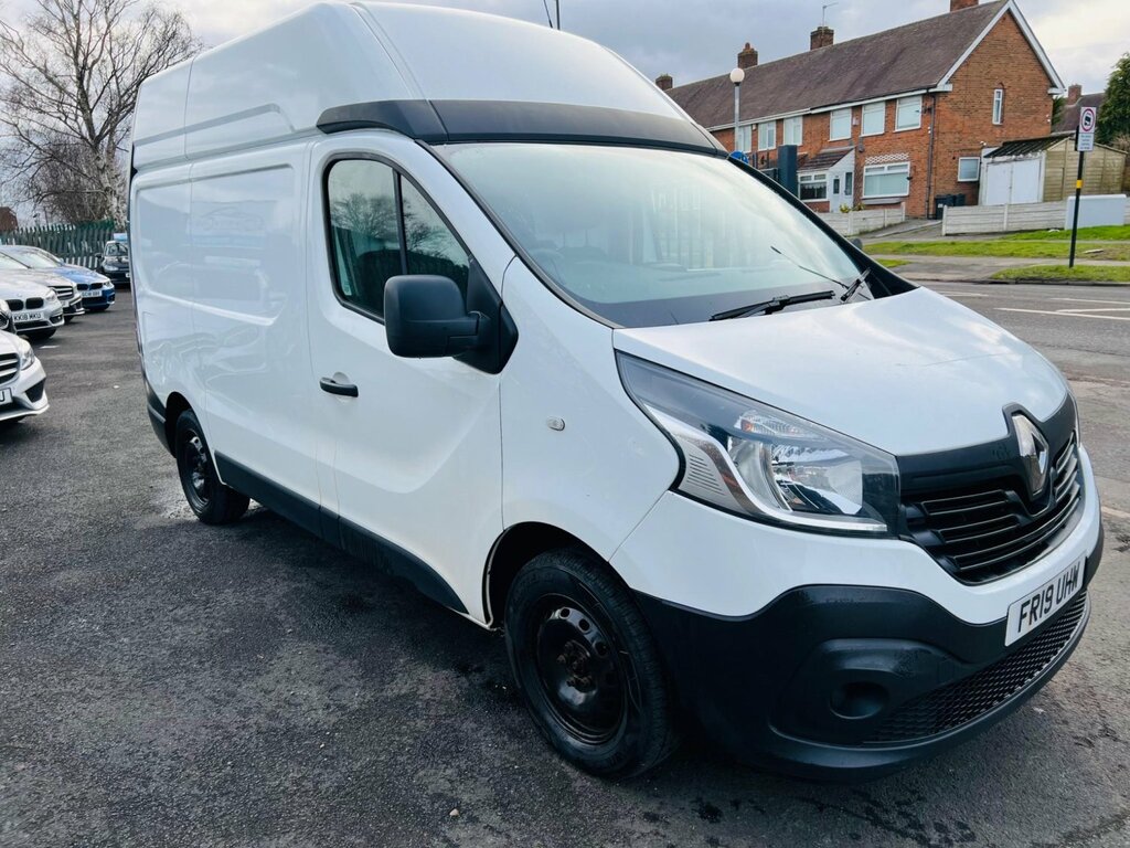 Main listing image - Renault Trafic