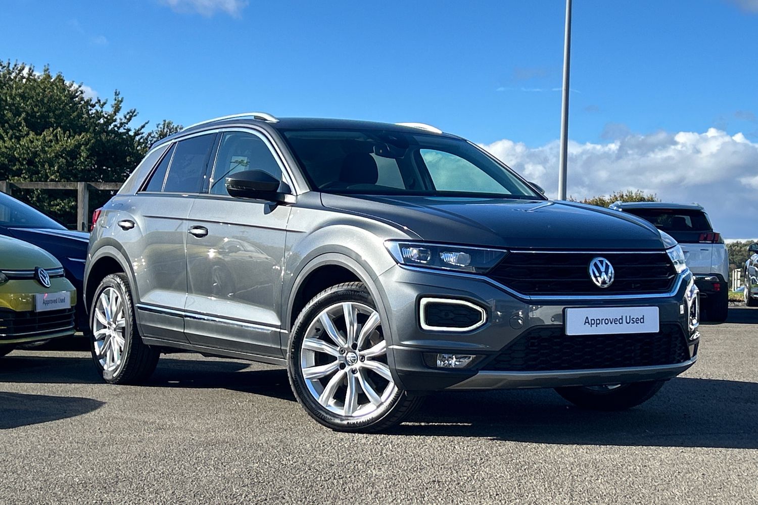 Main listing image - Volkswagen T-Roc