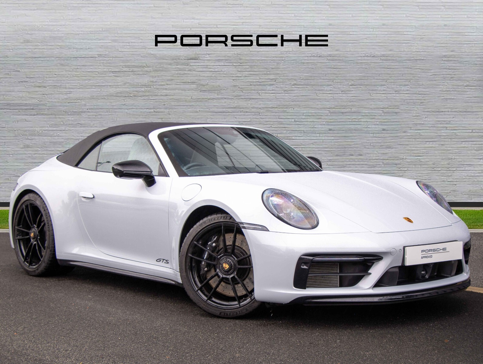 Main listing image - Porsche 911