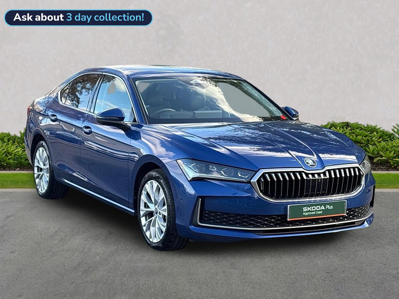 Main listing image - Skoda Superb