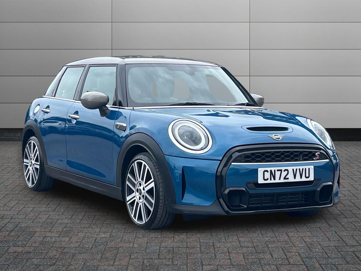 Main listing image - MINI Hatchback