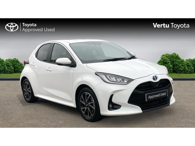 Main listing image - Toyota Yaris