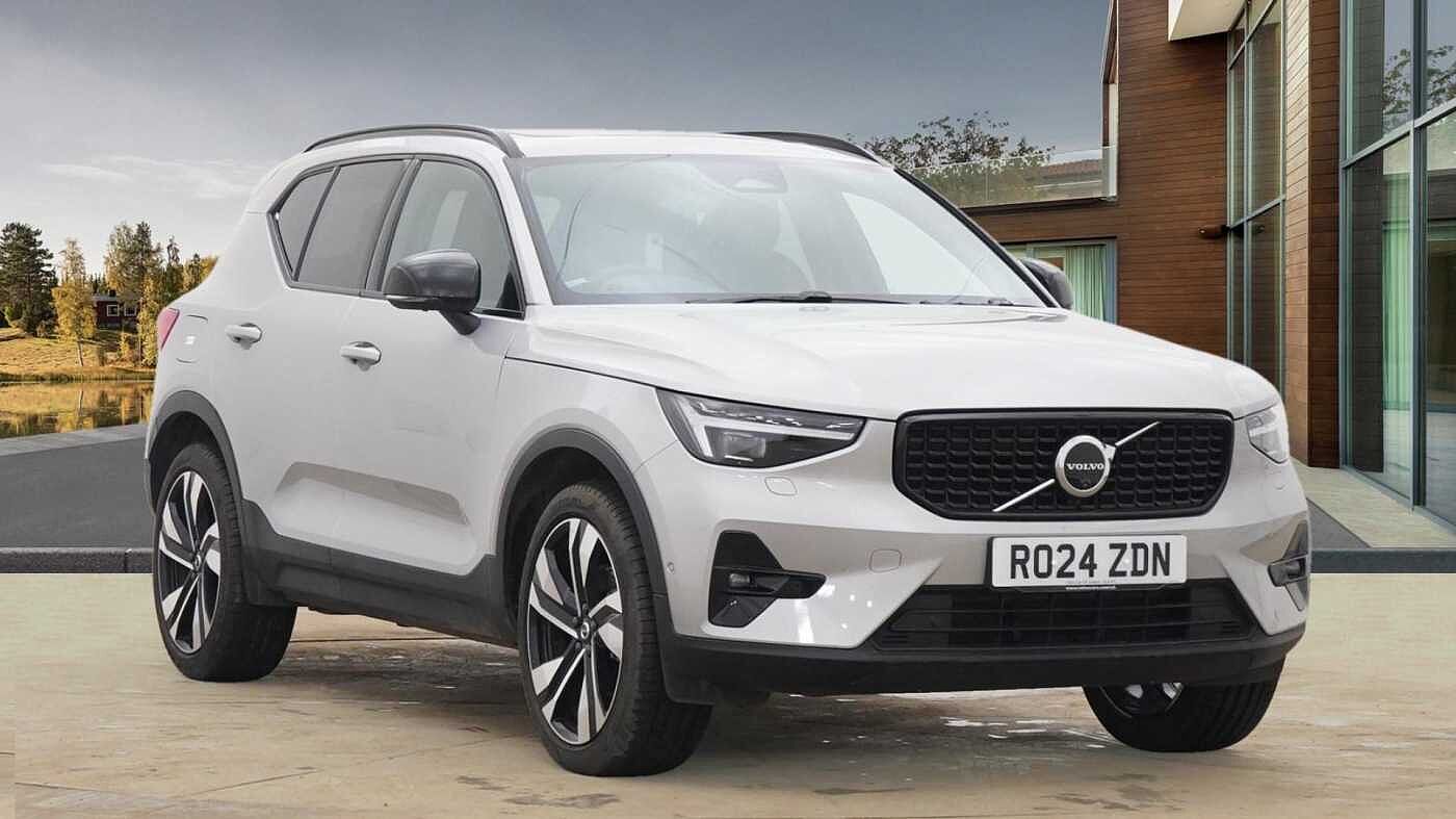 Main listing image - Volvo XC40