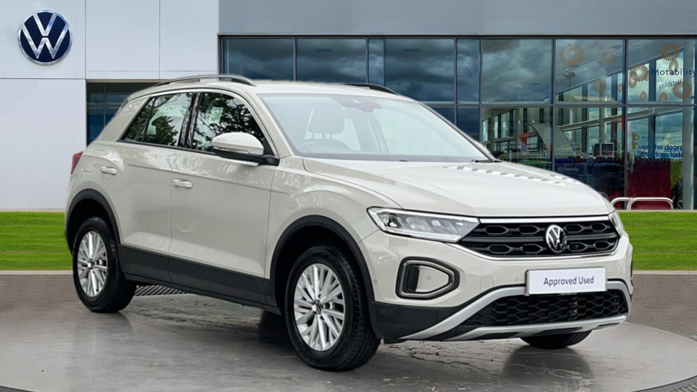 Main listing image - Volkswagen T-Roc