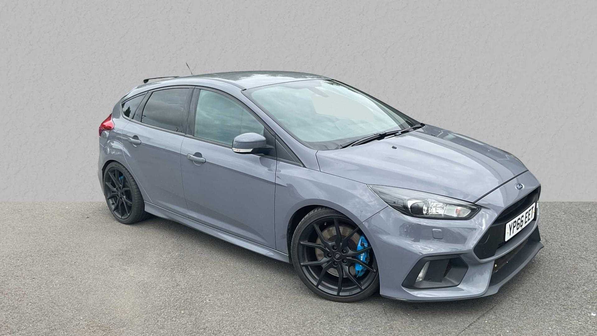 Main listing image - Ford Focus RS
