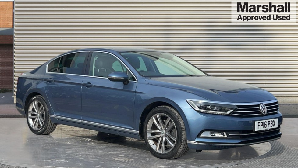 Main listing image - Volkswagen Passat