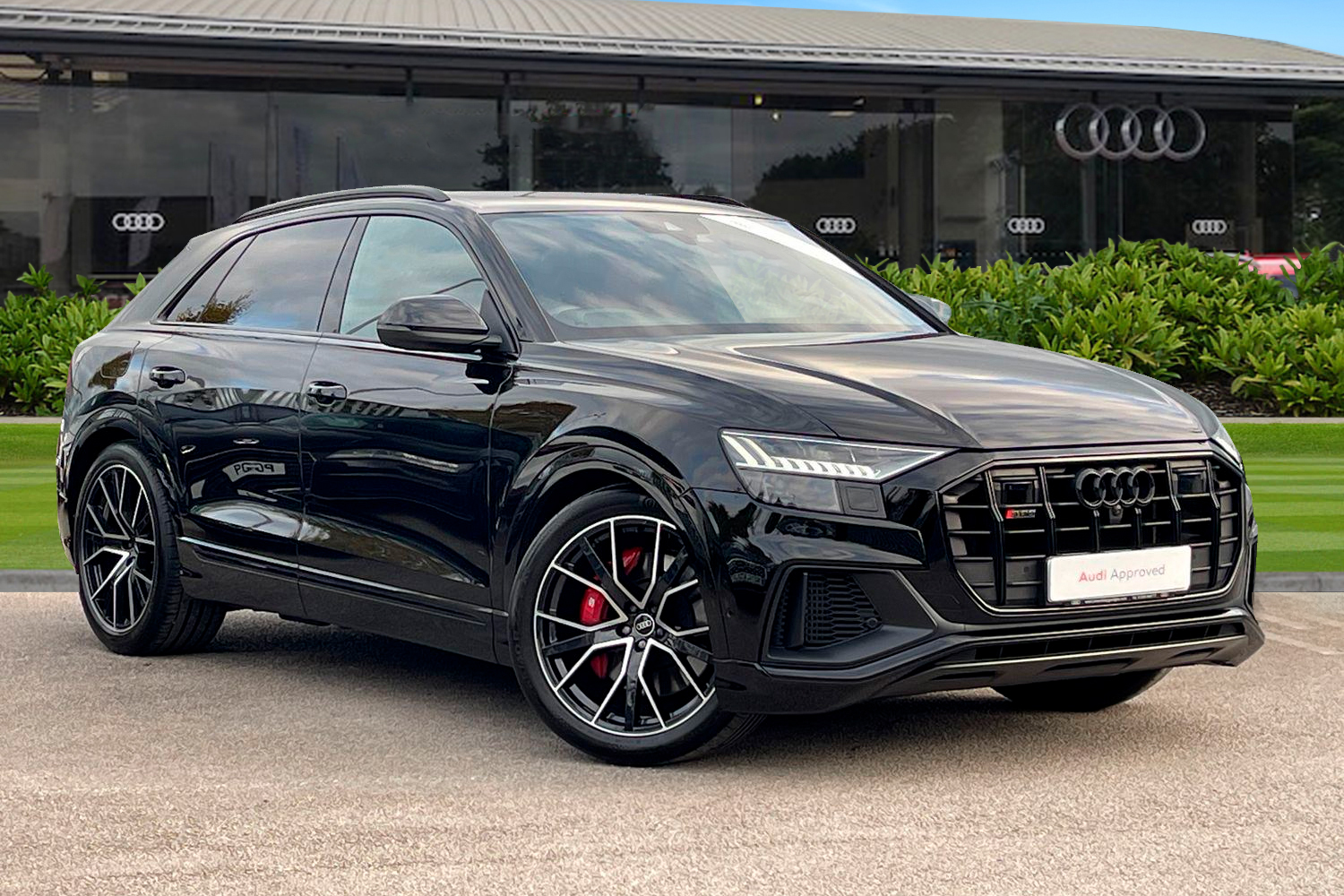 Main listing image - Audi Q8