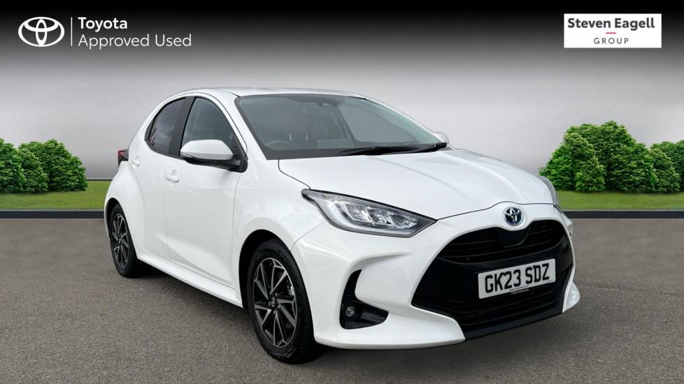 Main listing image - Toyota Yaris