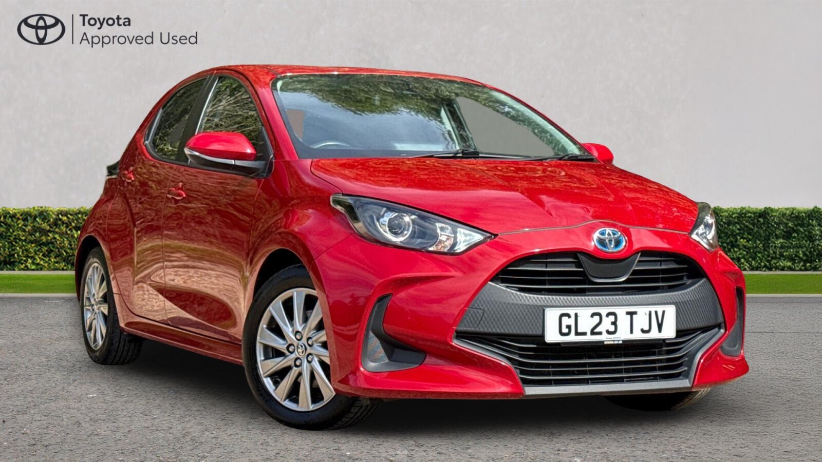 Main listing image - Toyota Yaris
