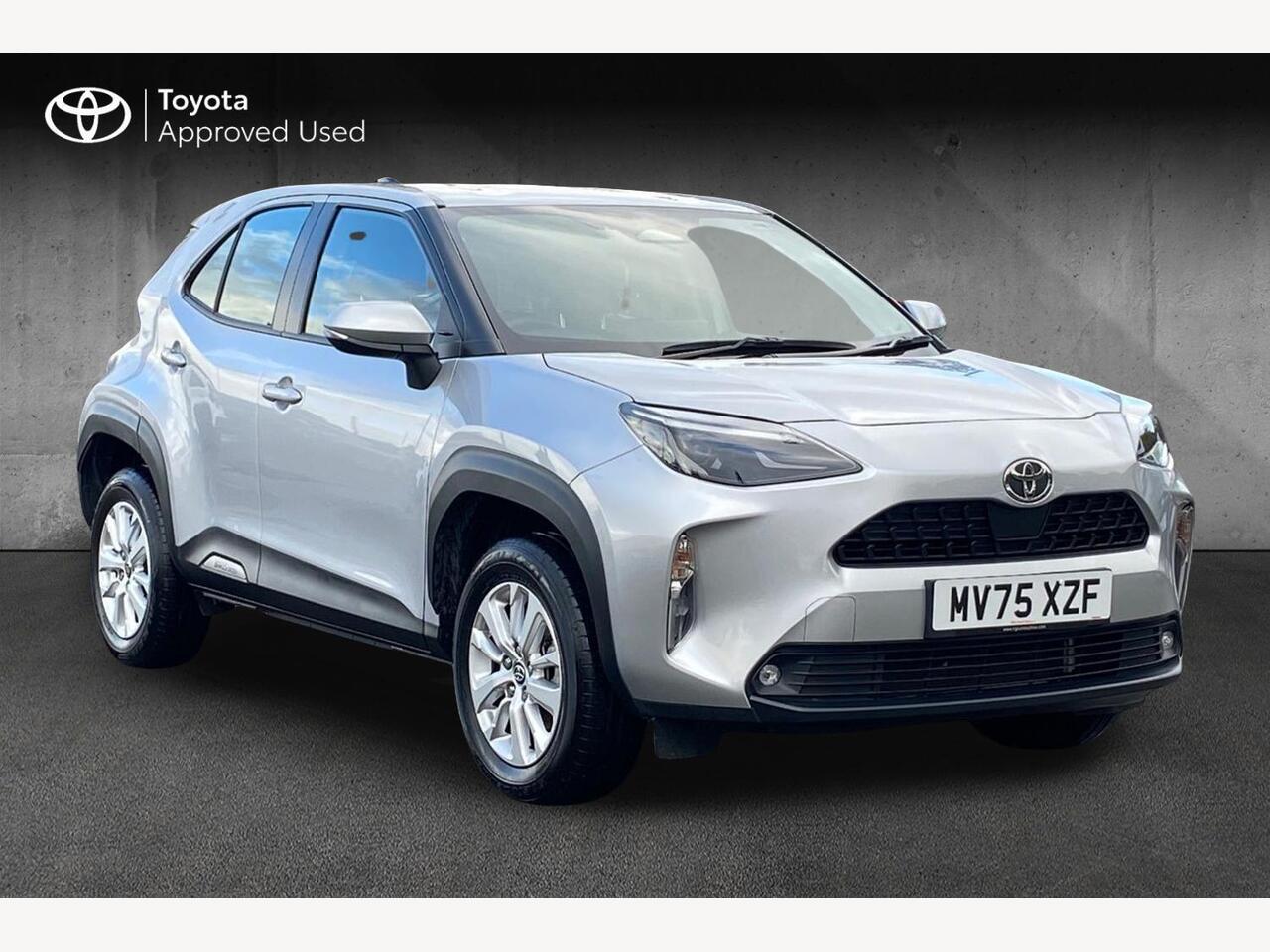 Main listing image - Toyota Yaris Cross