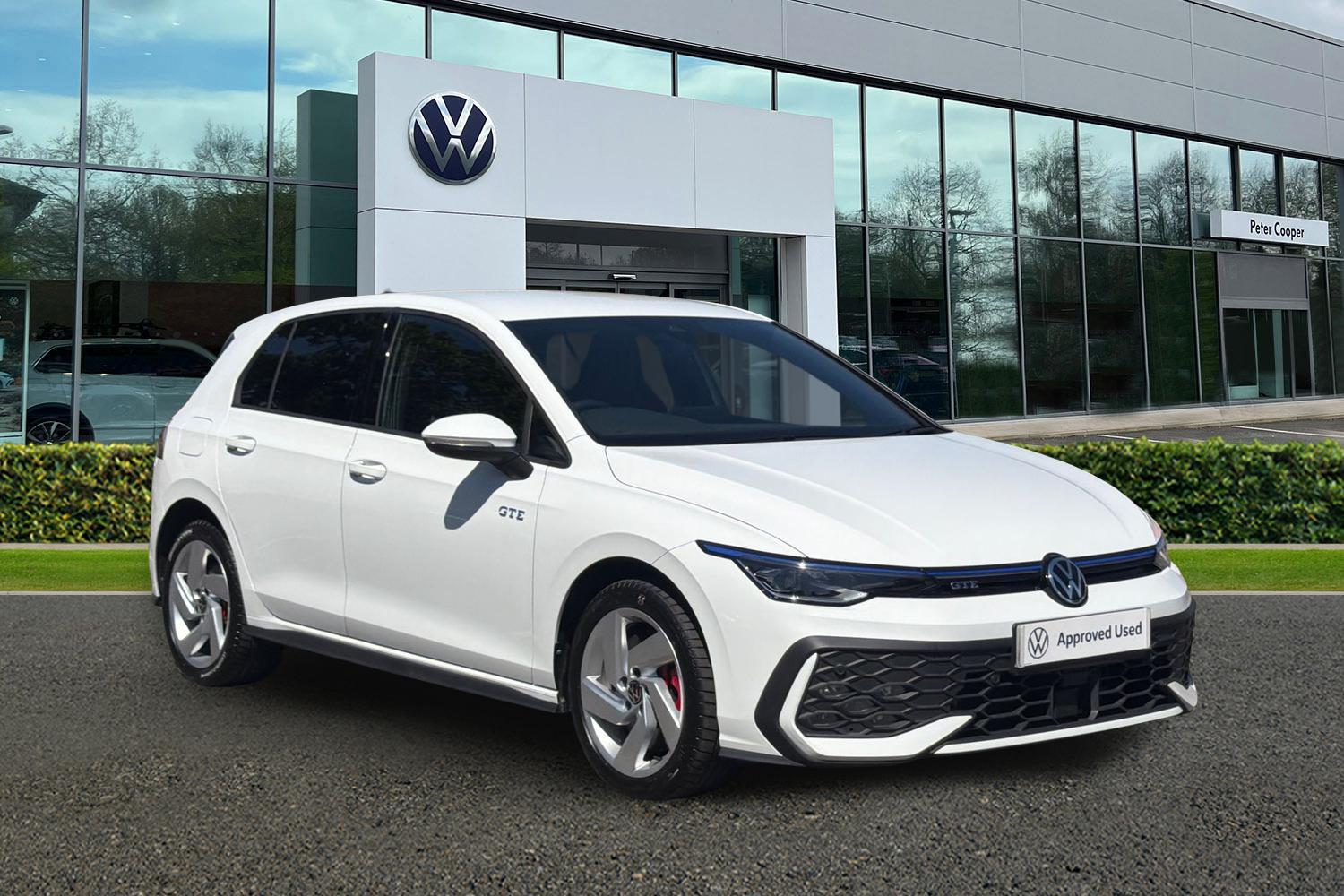 Main listing image - Volkswagen Golf