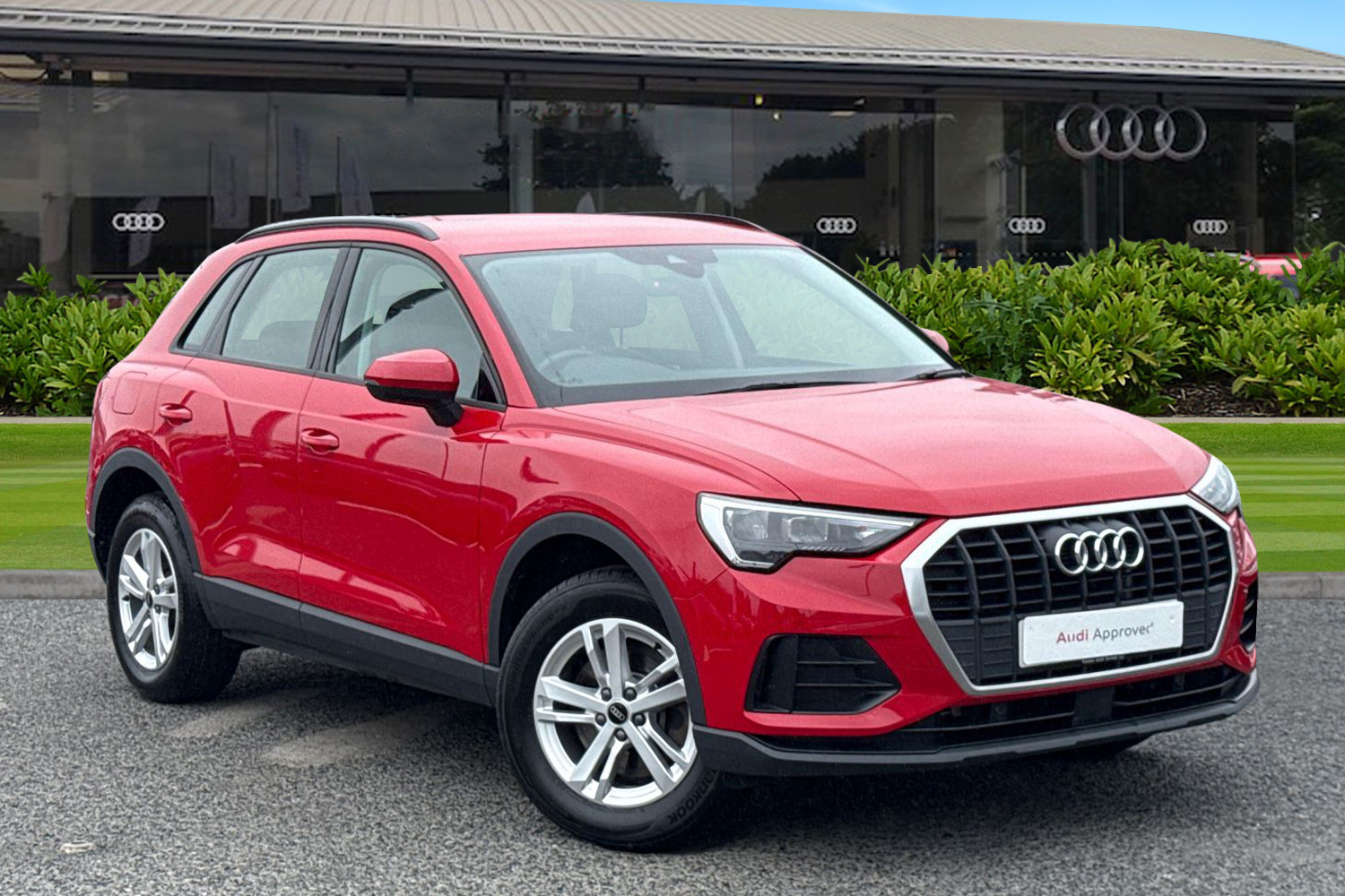 Main listing image - Audi Q3