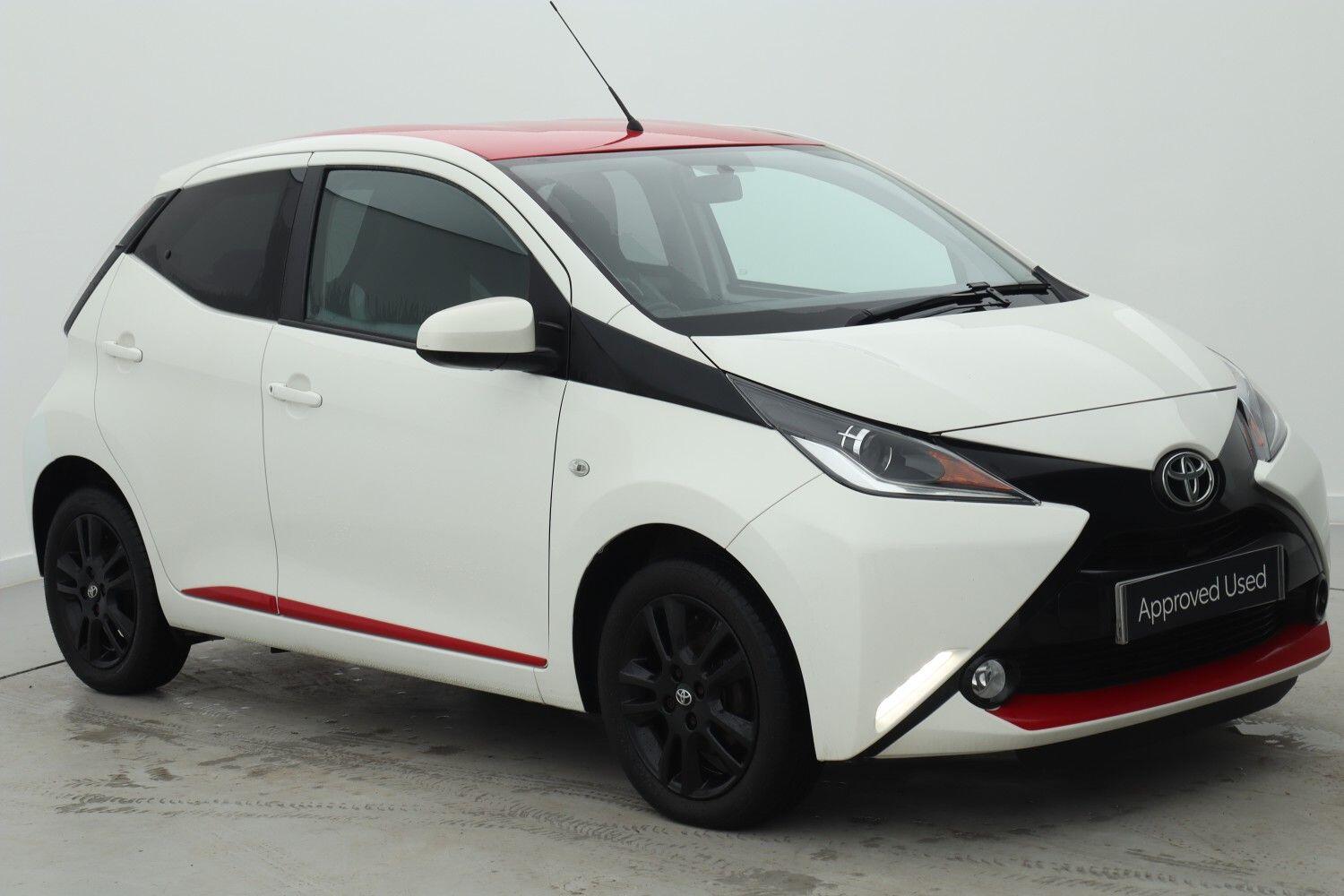 Main listing image - Toyota Aygo