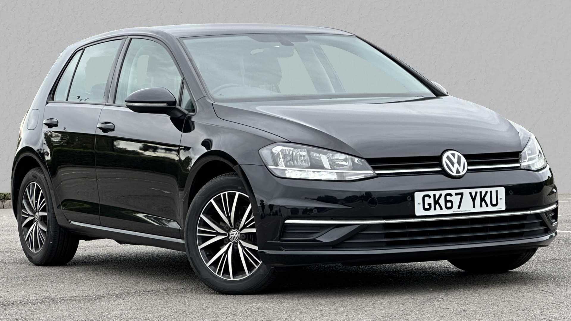 Main listing image - Volkswagen Golf