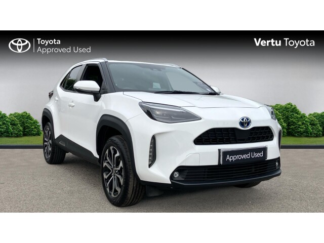 Main listing image - Toyota Yaris Cross
