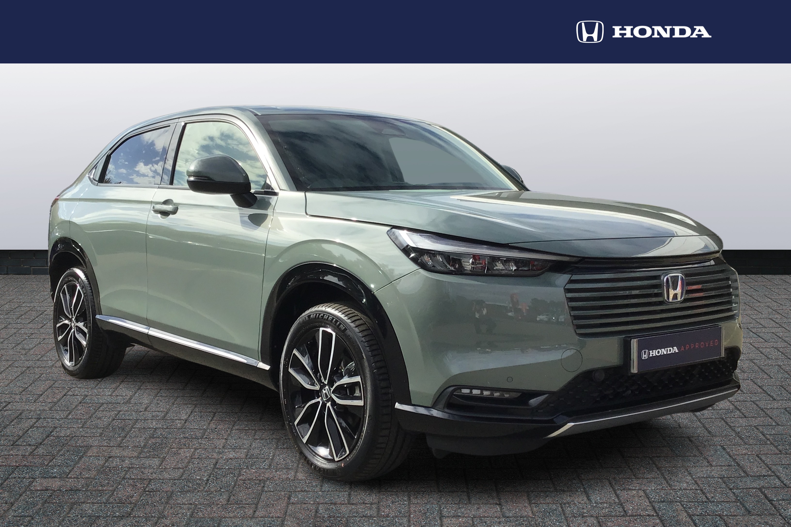 Main listing image - Honda HR-V