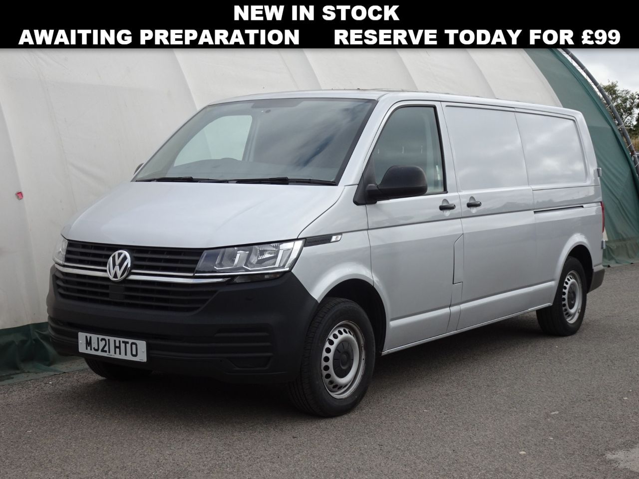 Main listing image - Volkswagen Transporter