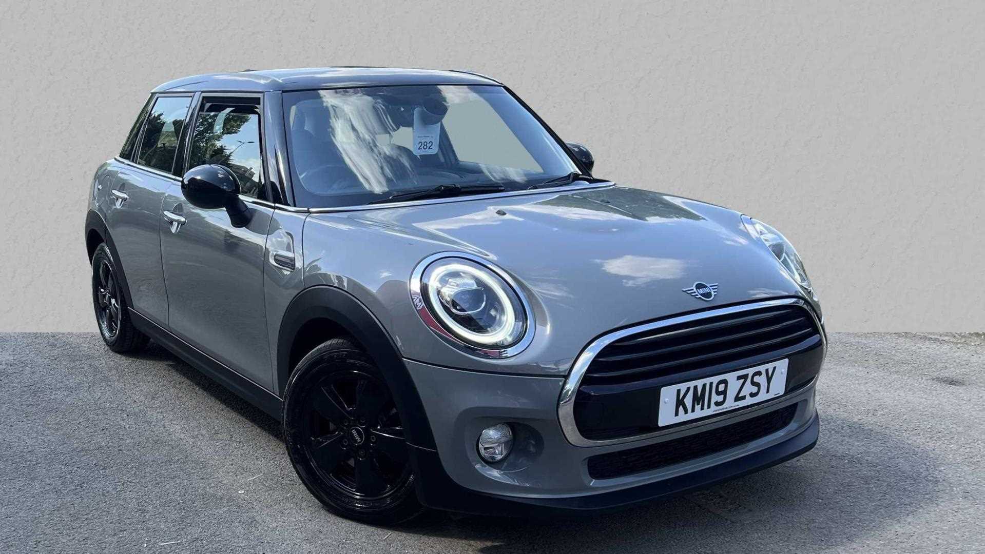 Main listing image - MINI Hatchback 5dr