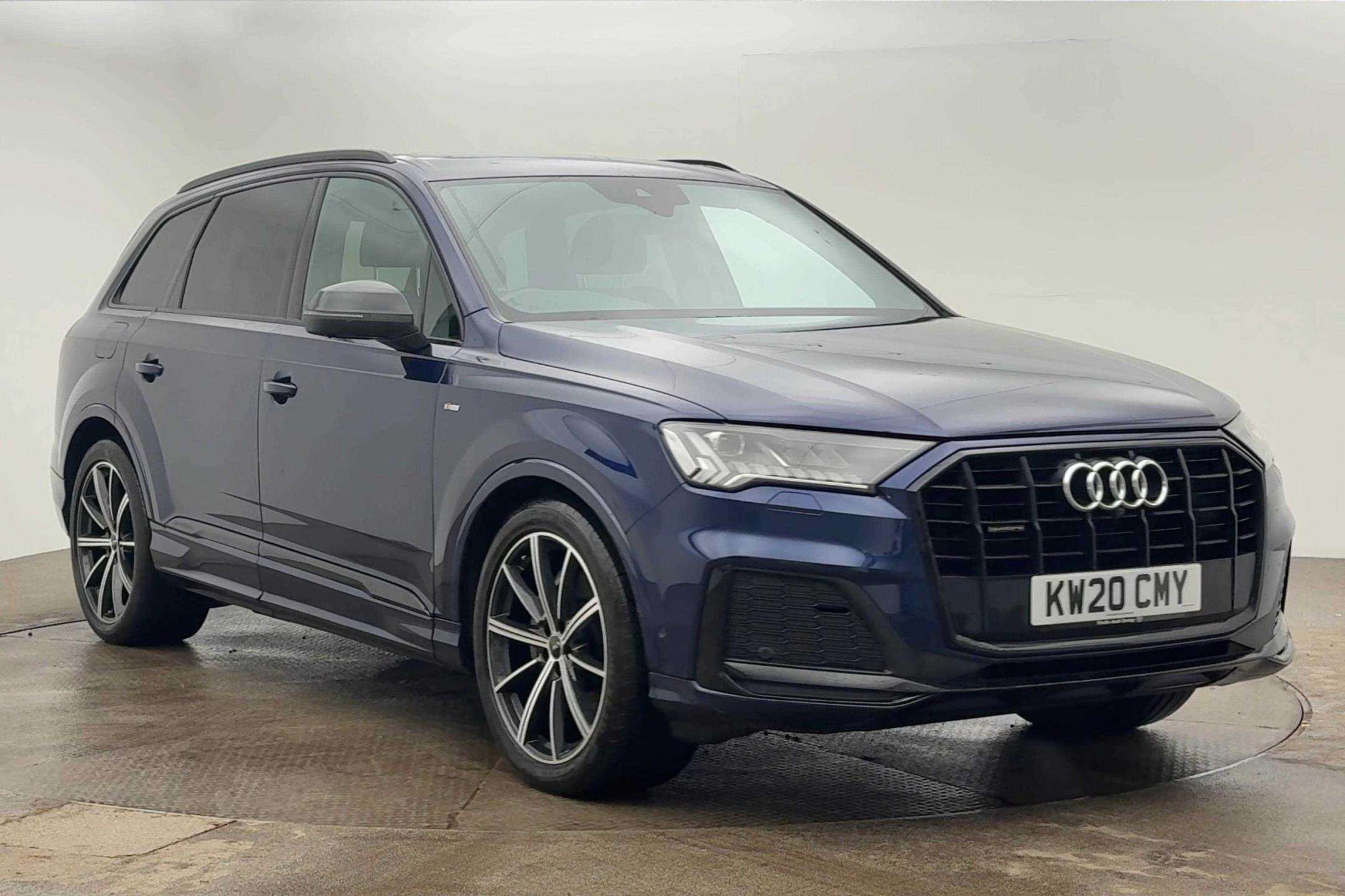 Main listing image - Audi Q7