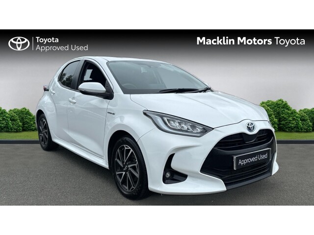 Main listing image - Toyota Yaris