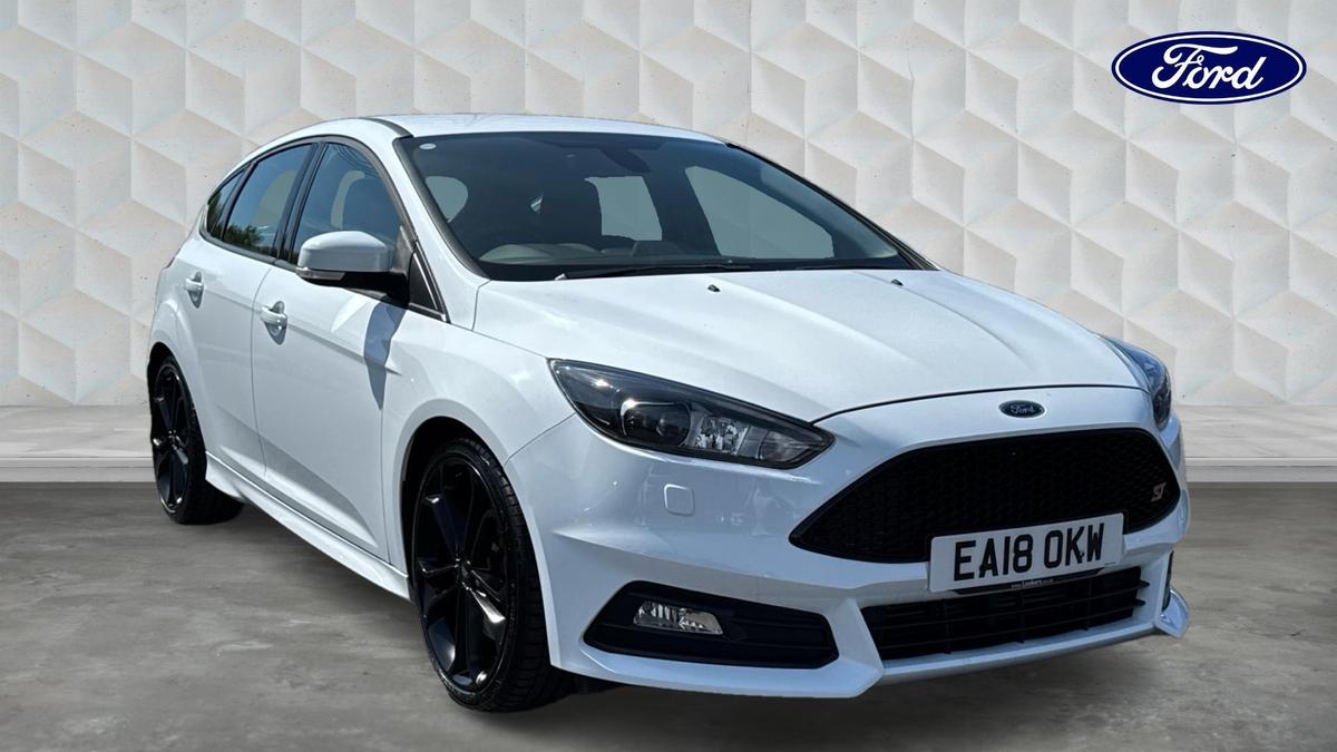 Main listing image - Ford Focus ST
