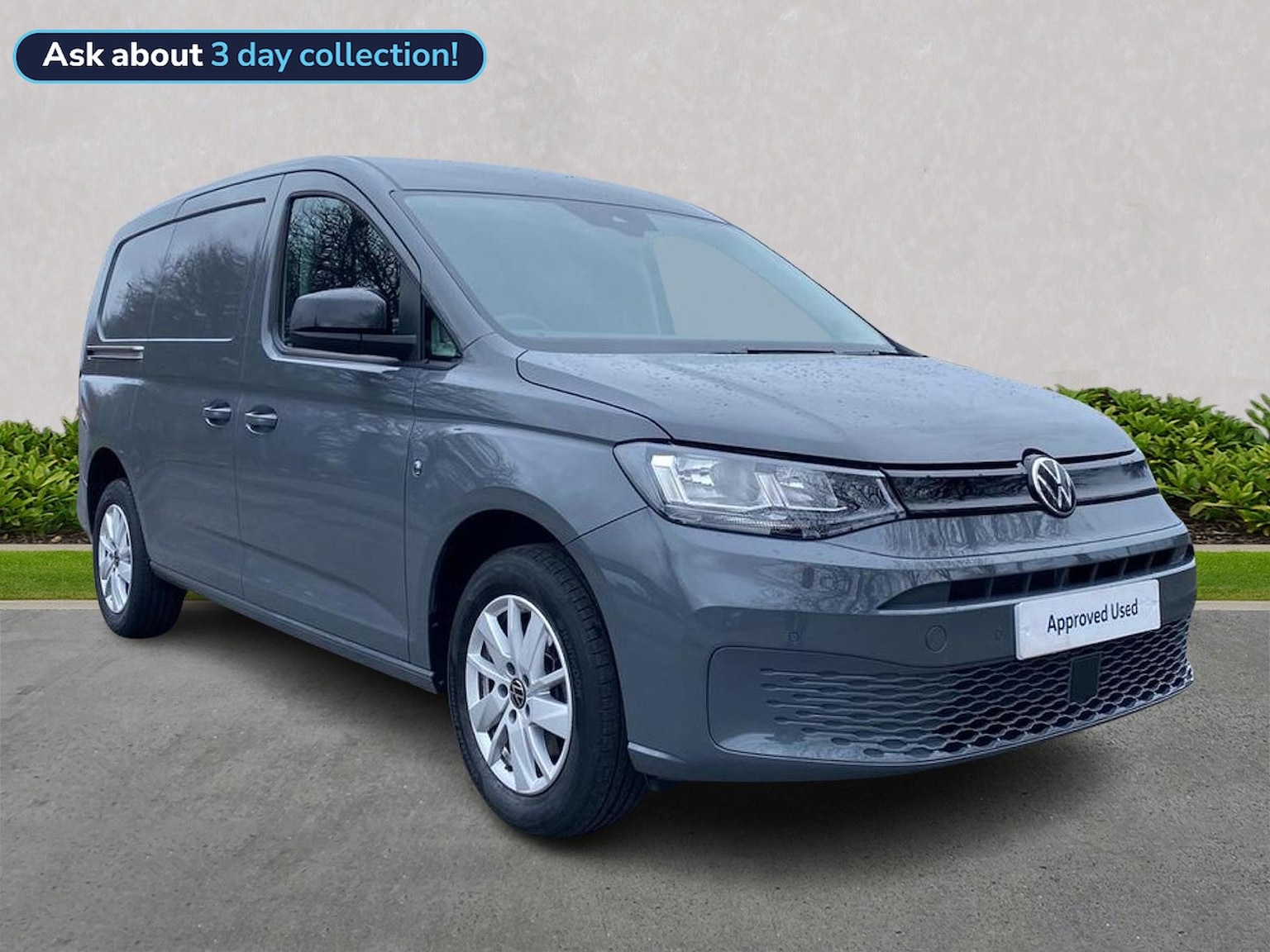 Main listing image - Volkswagen Caddy Maxi