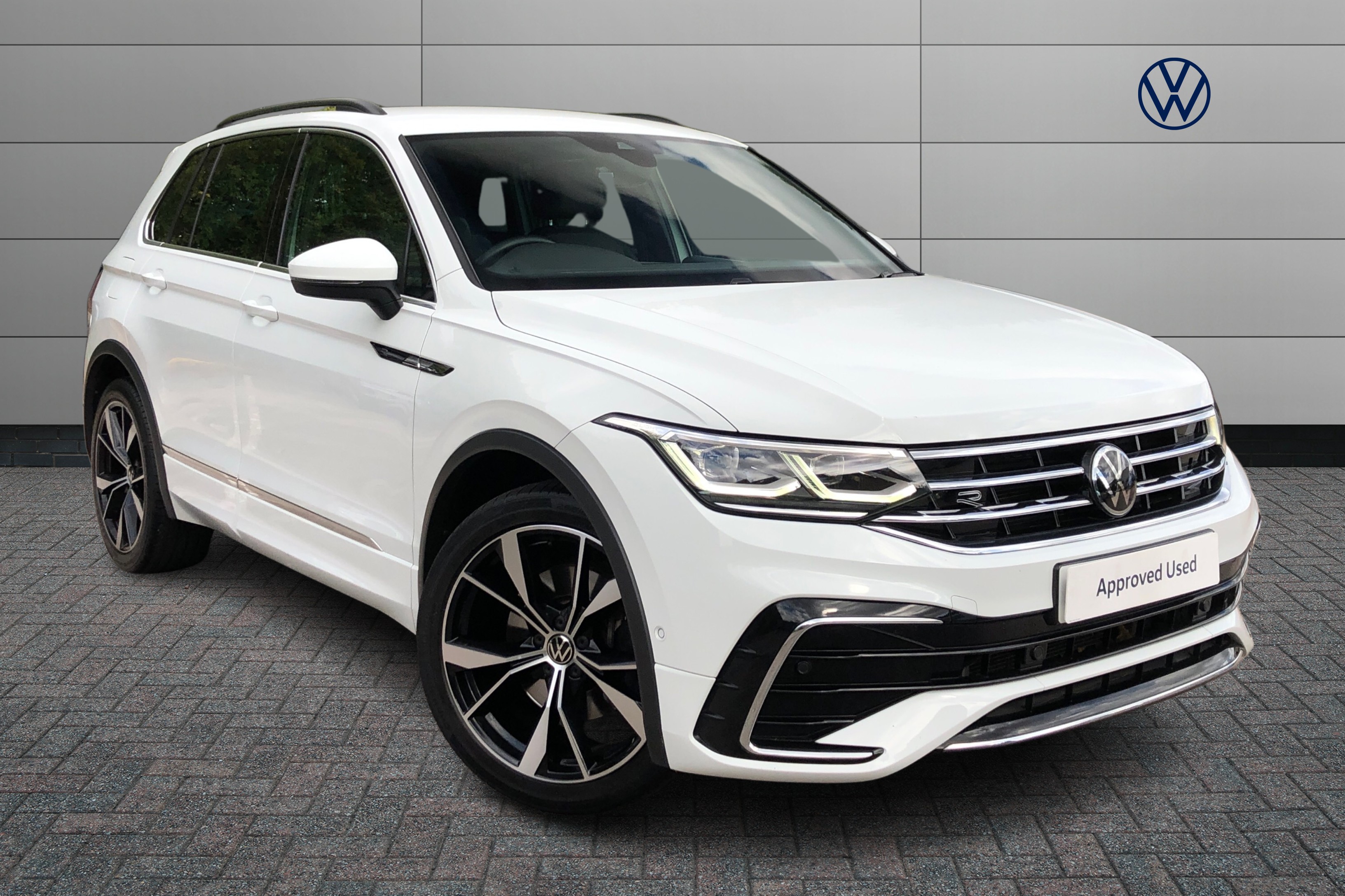 Main listing image - Volkswagen Tiguan