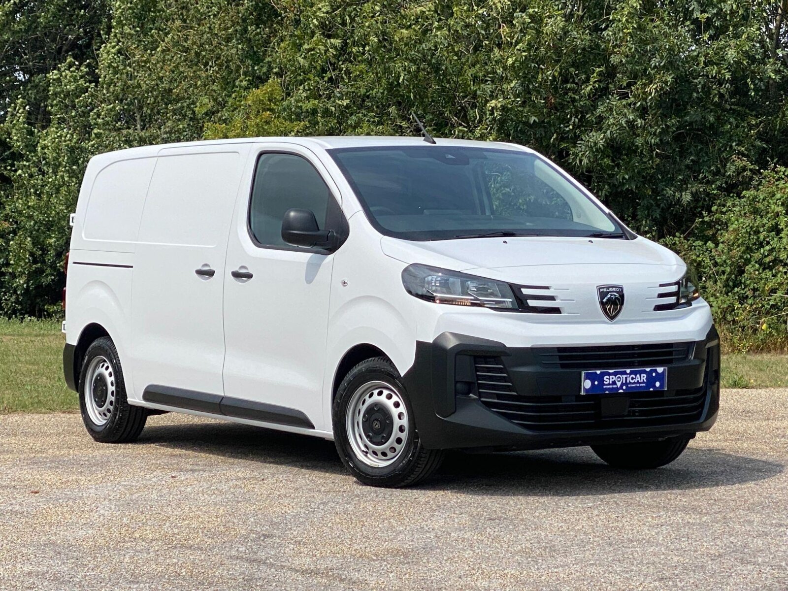 Main listing image - Peugeot e-Expert