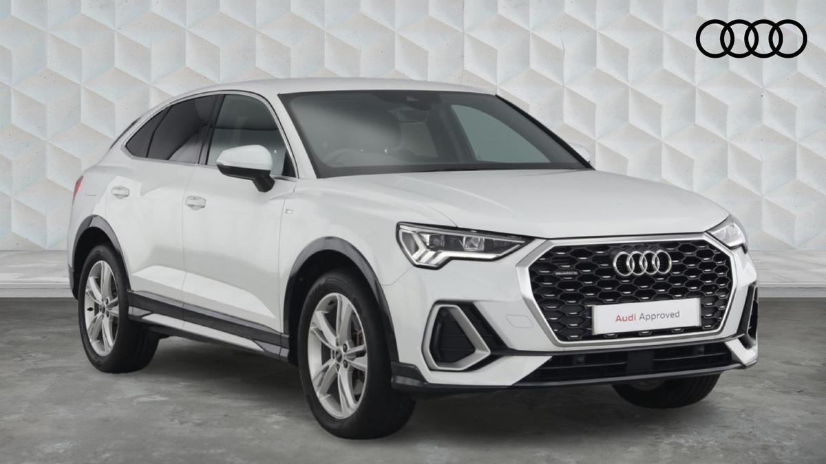 Main listing image - Audi Q3