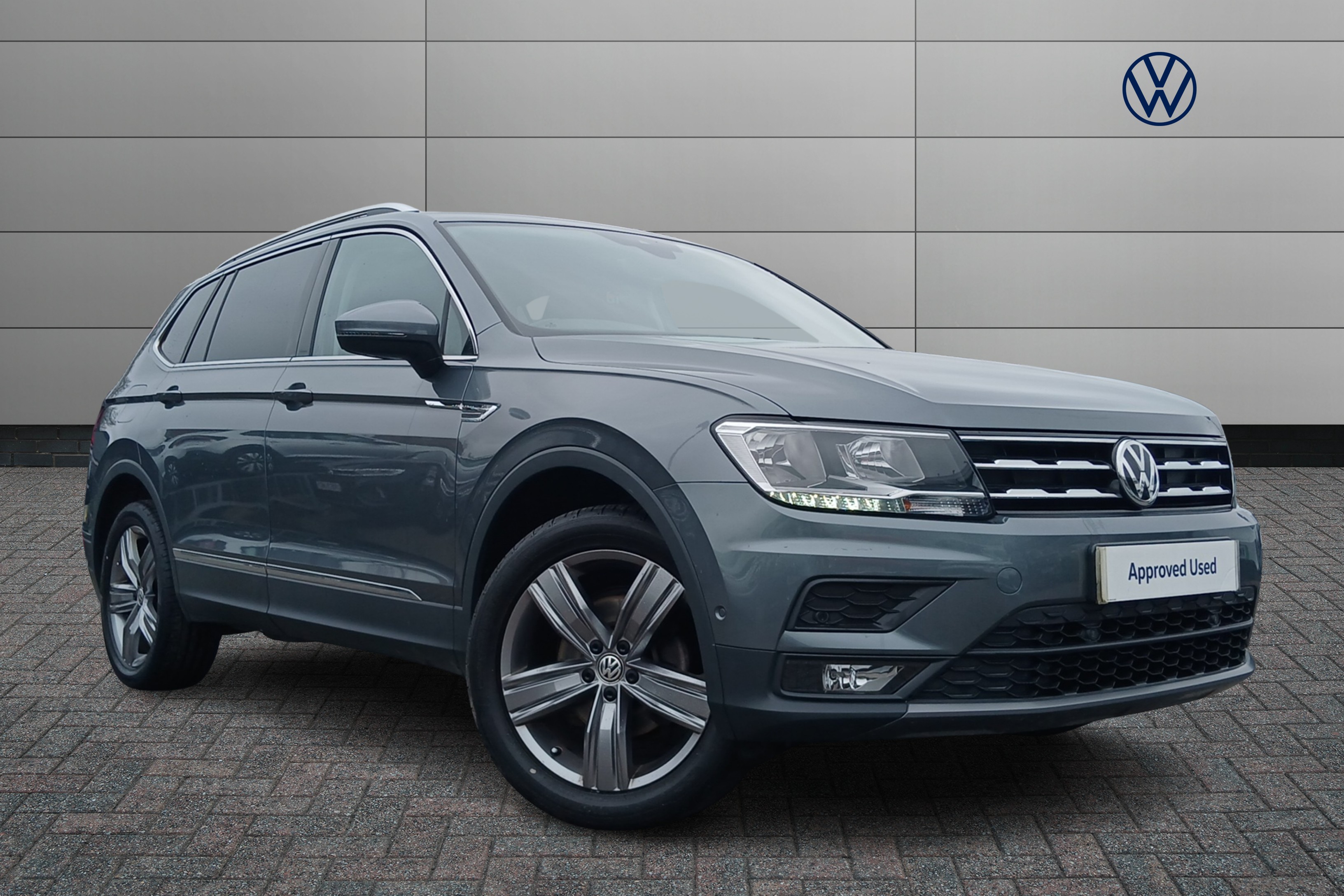 Main listing image - Volkswagen Tiguan Allspace