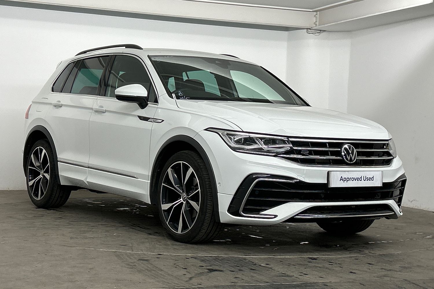 Main listing image - Volkswagen Tiguan