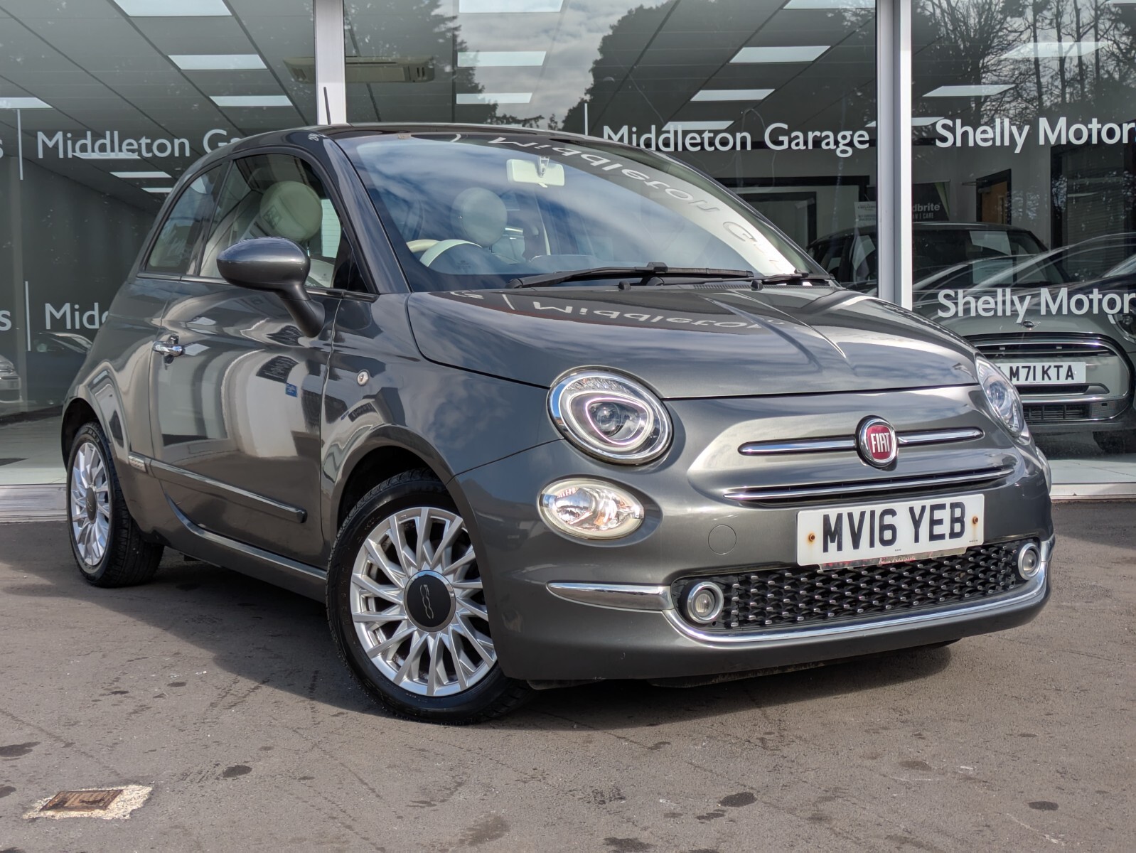 Main listing image - Fiat 500