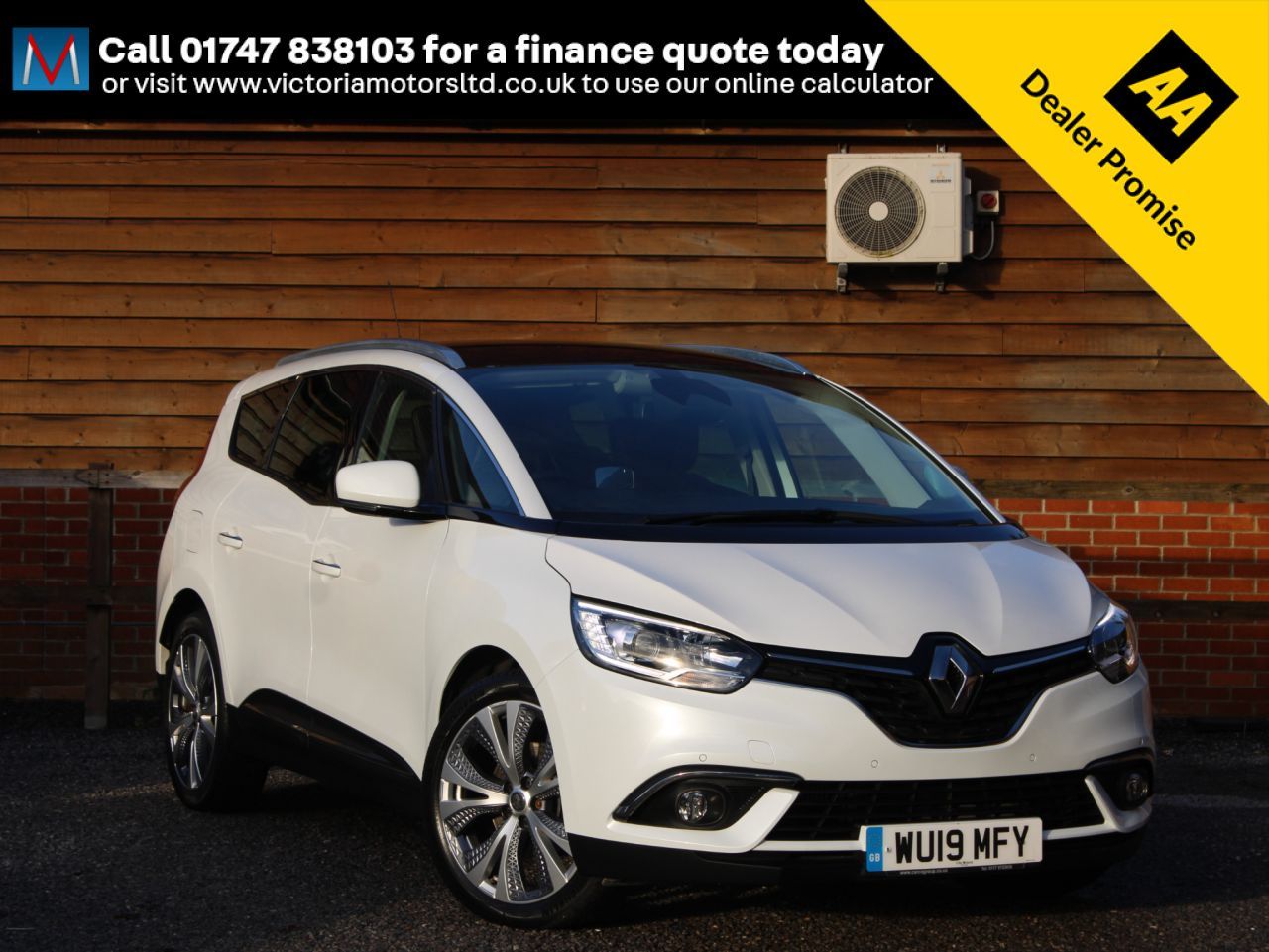 Main listing image - Renault Grand Scenic