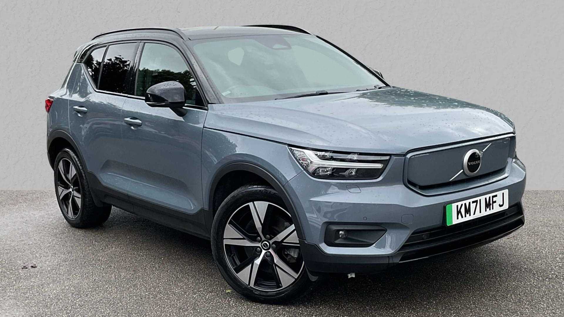 Main listing image - Volvo XC40 Recharge
