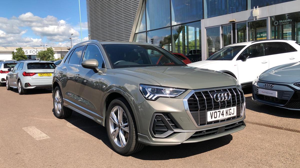 Main listing image - Audi Q3