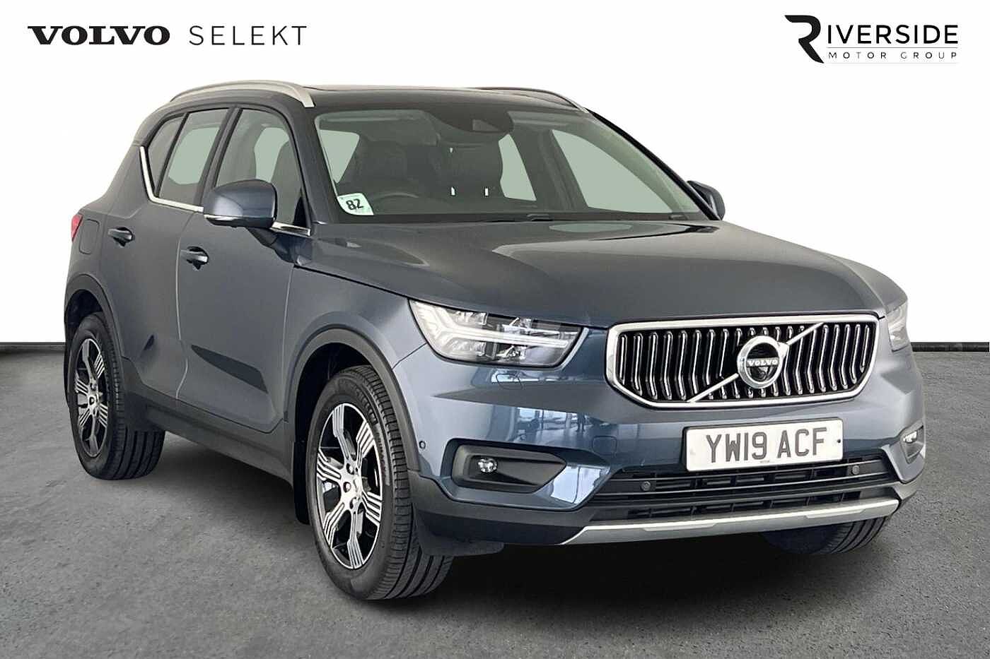 Main listing image - Volvo XC40