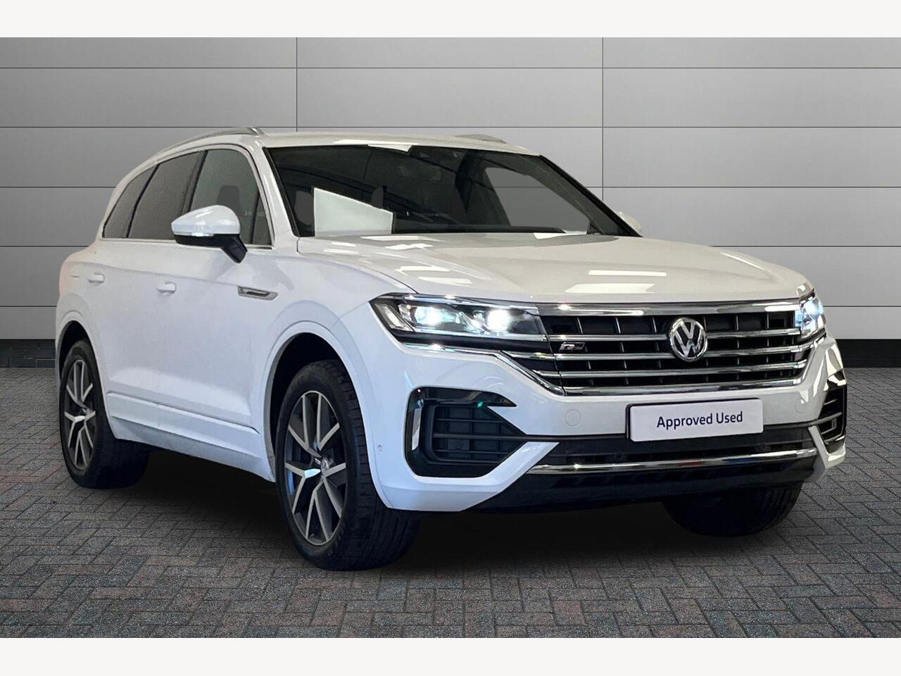 Main listing image - Volkswagen Touareg