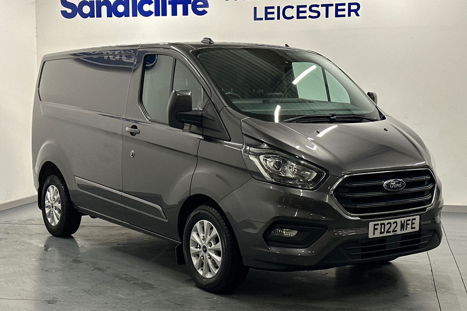 Main listing image - Ford Transit Custom