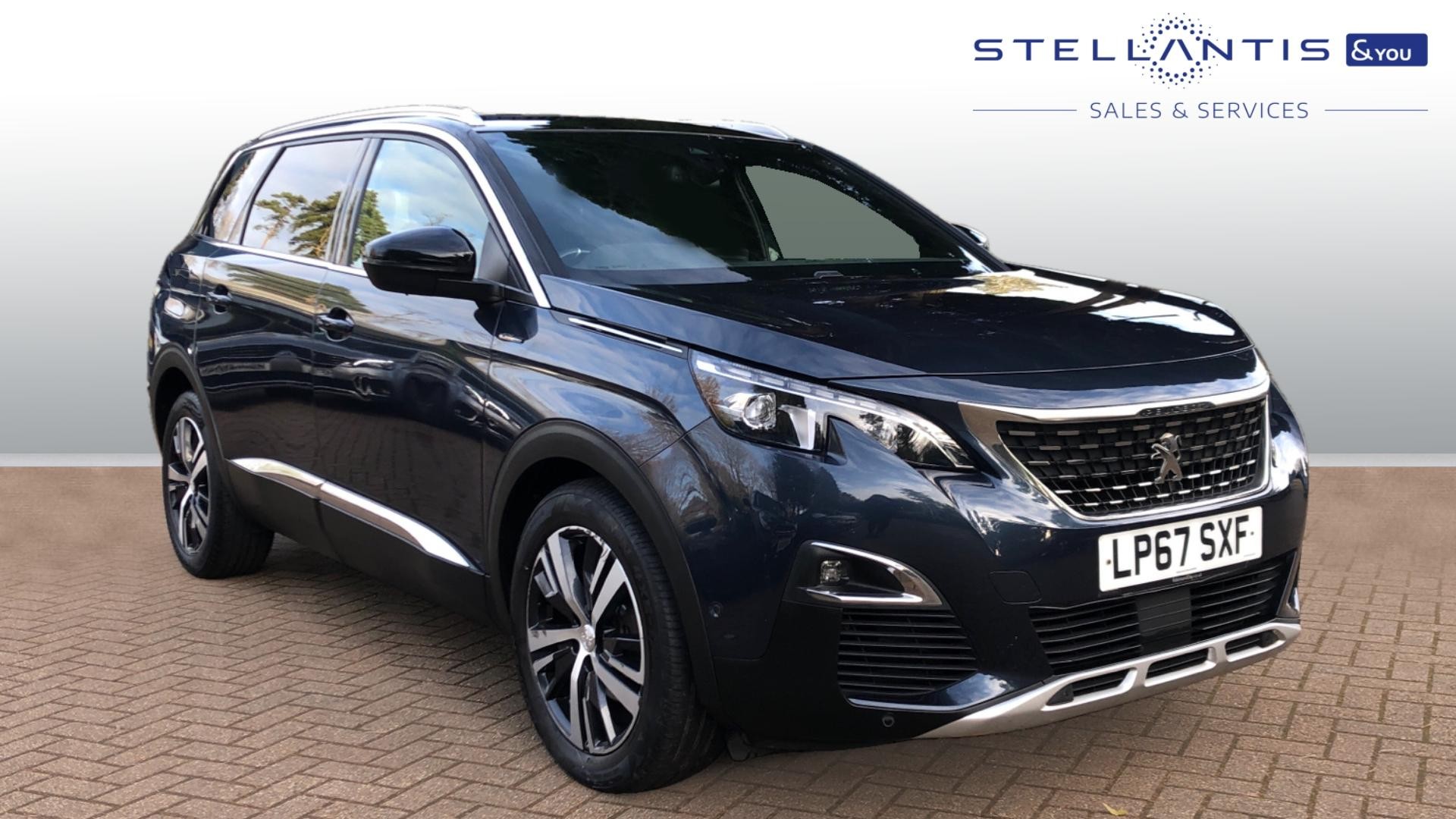 Main listing image - Peugeot 5008