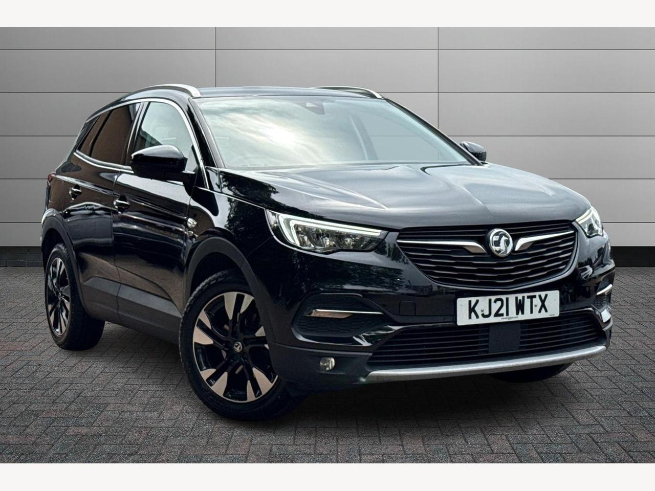 Main listing image - Vauxhall Grandland X