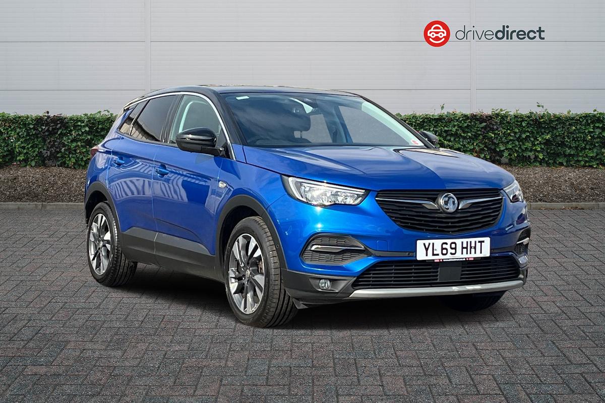 Main listing image - Vauxhall Grandland X