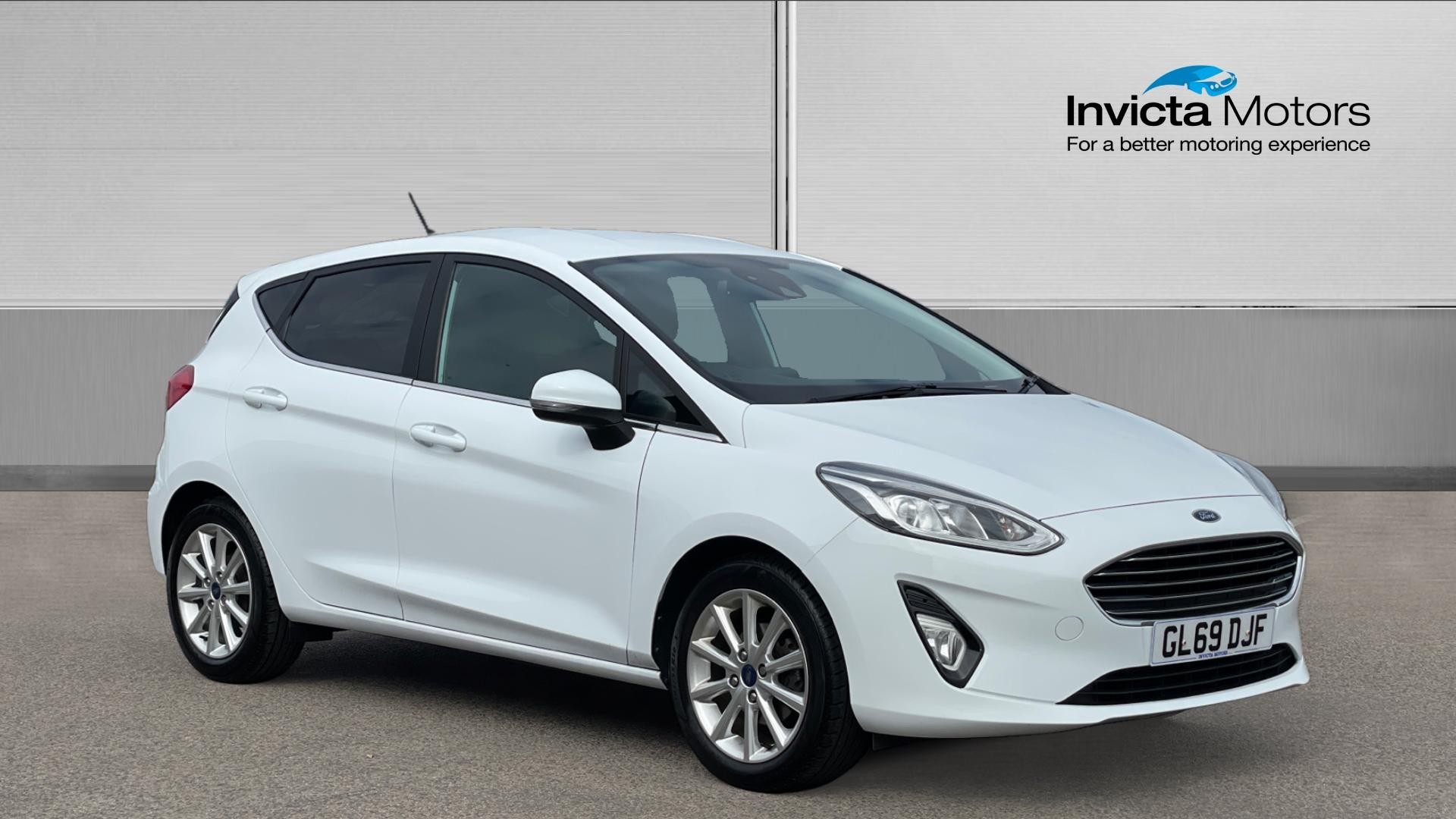 Main listing image - Ford Fiesta