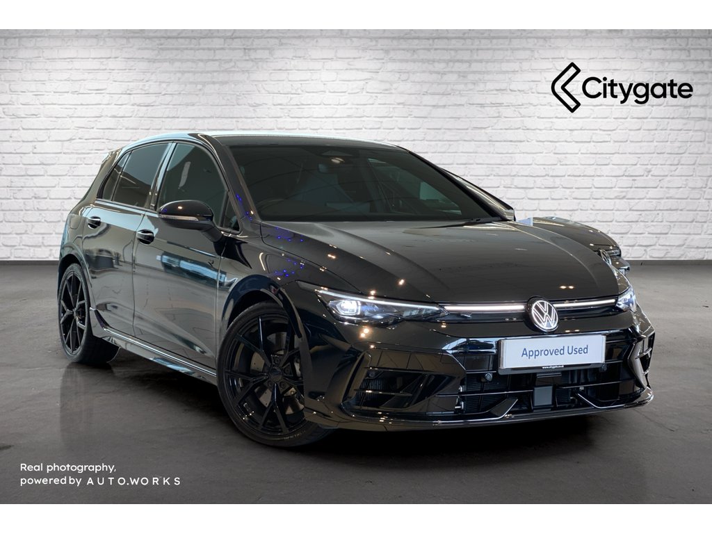 Main listing image - Volkswagen Golf
